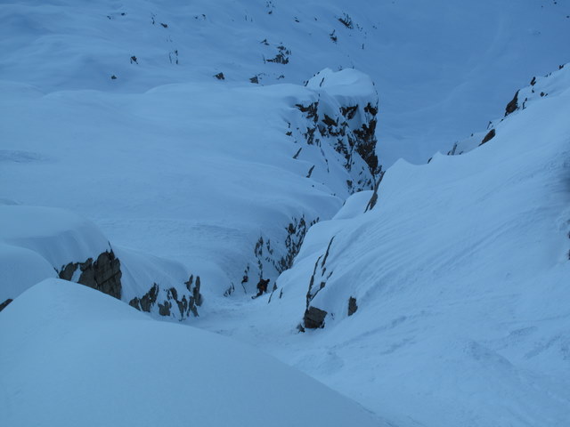 La partie étroite : A l'entrée de la partie étroite du couloir