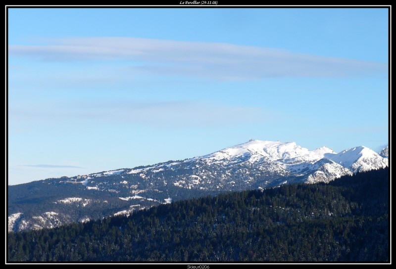 Chamrousse : Vue sur le domaine de Chamrousse (Belledonne).