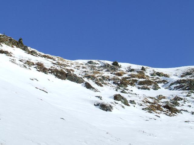 Aiguillette des Houches : ça manque un peu de neige pour descendre correctement depuis le sommet