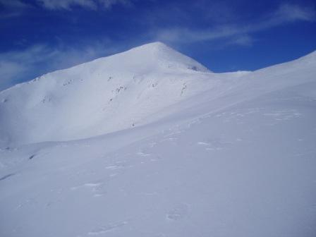 Le sommet : C'est beau et rare, le Pic Blanc sans traces!