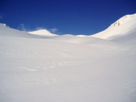 Les vallons vers le Pic Blanc : Vite, une photo pendant l'éclaircie!