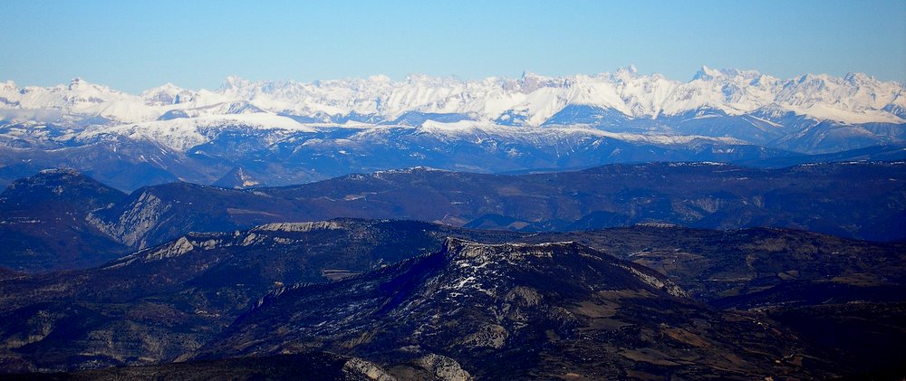 Panoramique du Sommet : Combien de Skitouriens à l'horizon ?