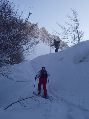 Col de la ruchère : Première claque dans la gueule: en arrivant au col, il faut se rhabiller....