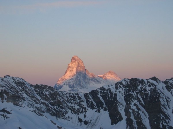 Cervin : Lever de soleil sur le Cervin