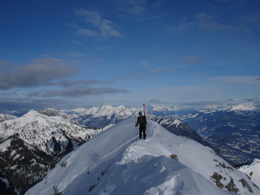 Sommet : Voyage sur le fil