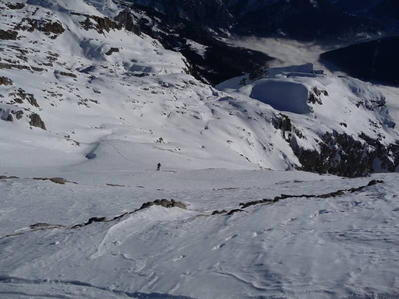 Aiguille de Varan : Descente sur le col de Barmerousse