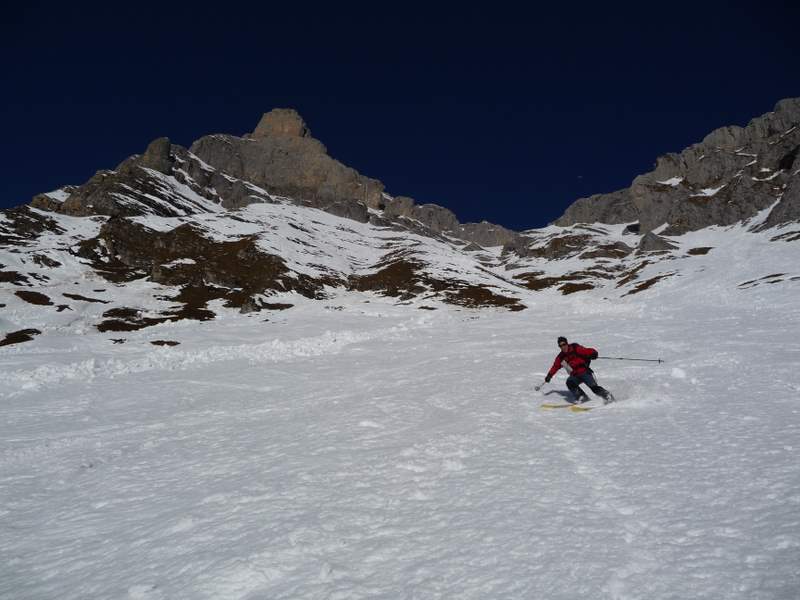 Aiguille de Varan : Descente dans le couloir du Vellard
