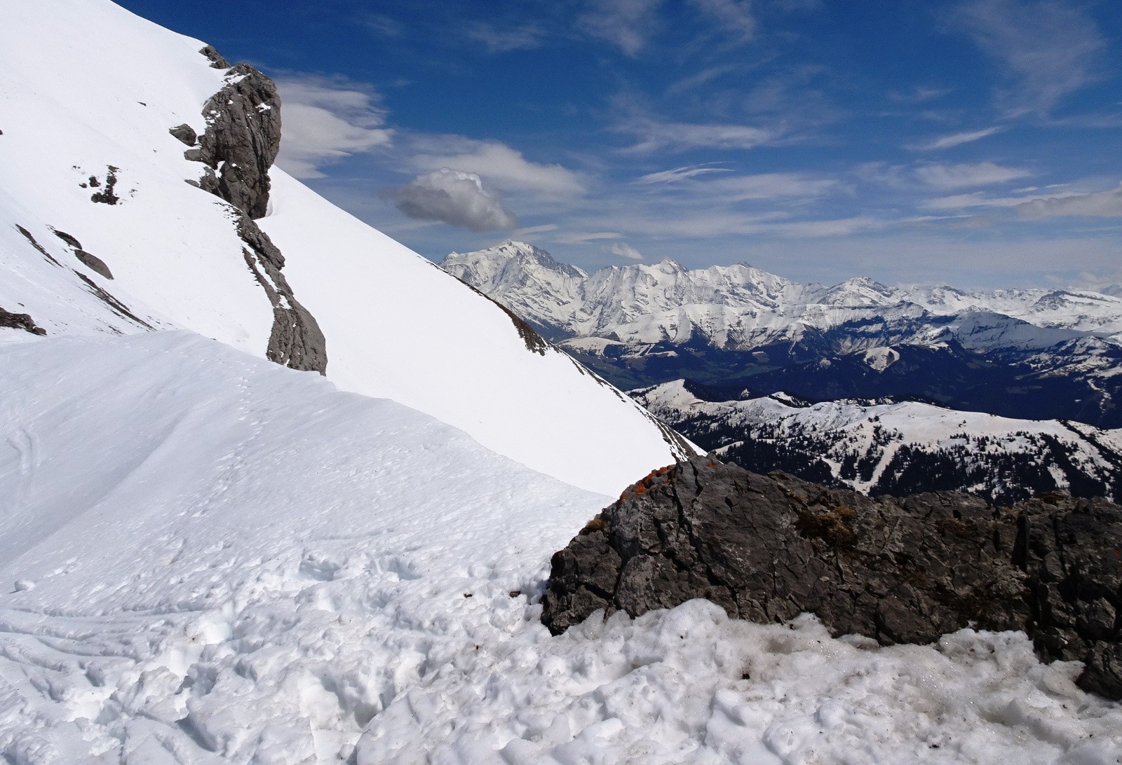 Sommet, vue vers le Mt Blanc