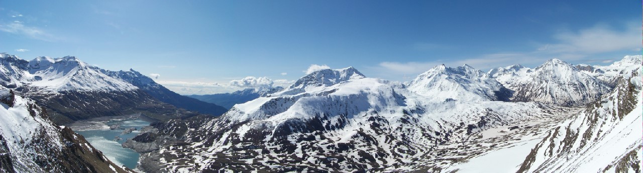 Panorama sur le lac du Mont Cenis et le massif d'Ambin
