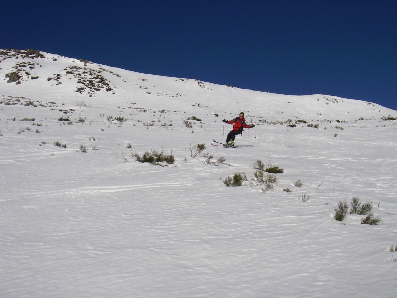 Descente Puy de Niermont : Entre deux télémarks un skieur?