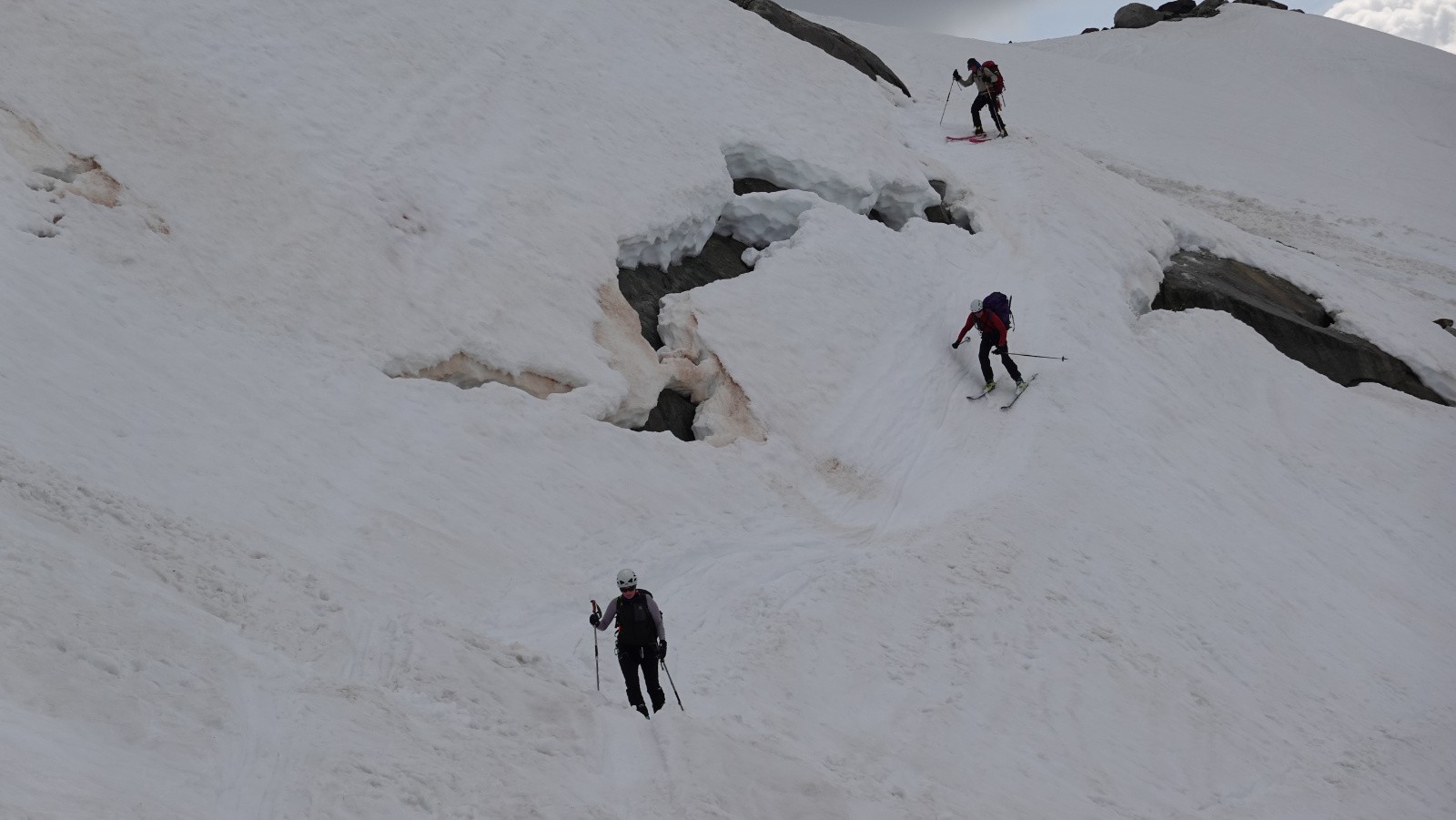 Retour en ski par le glacier des Pèlerins
