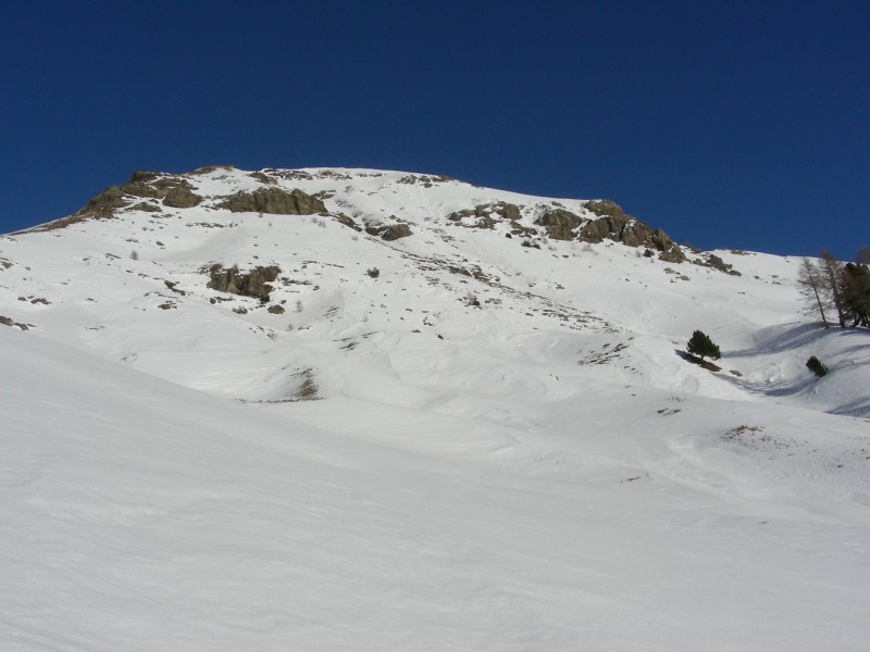 Sous la croix du Queyrelet : sous le sommet ouest
