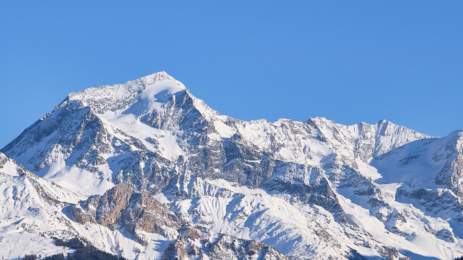 Le Mont Pourri (3779 m).