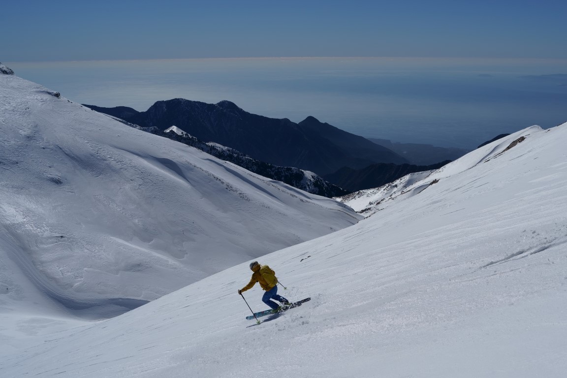 première descente du sommet nord, sur de la moquette un peu trop réchauffée