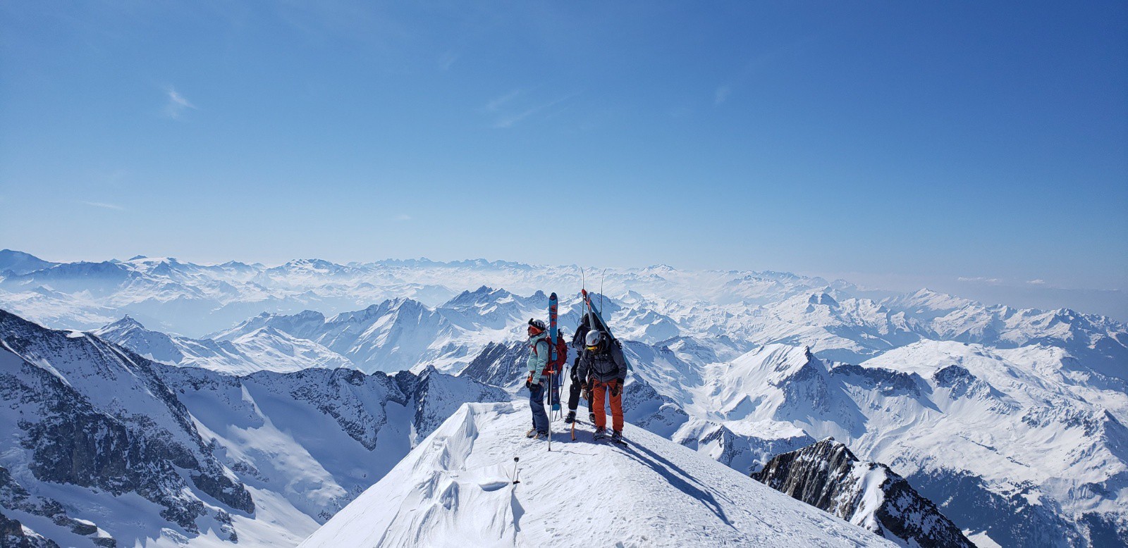 Arrivée au sommet, ambiance Mont Blanc