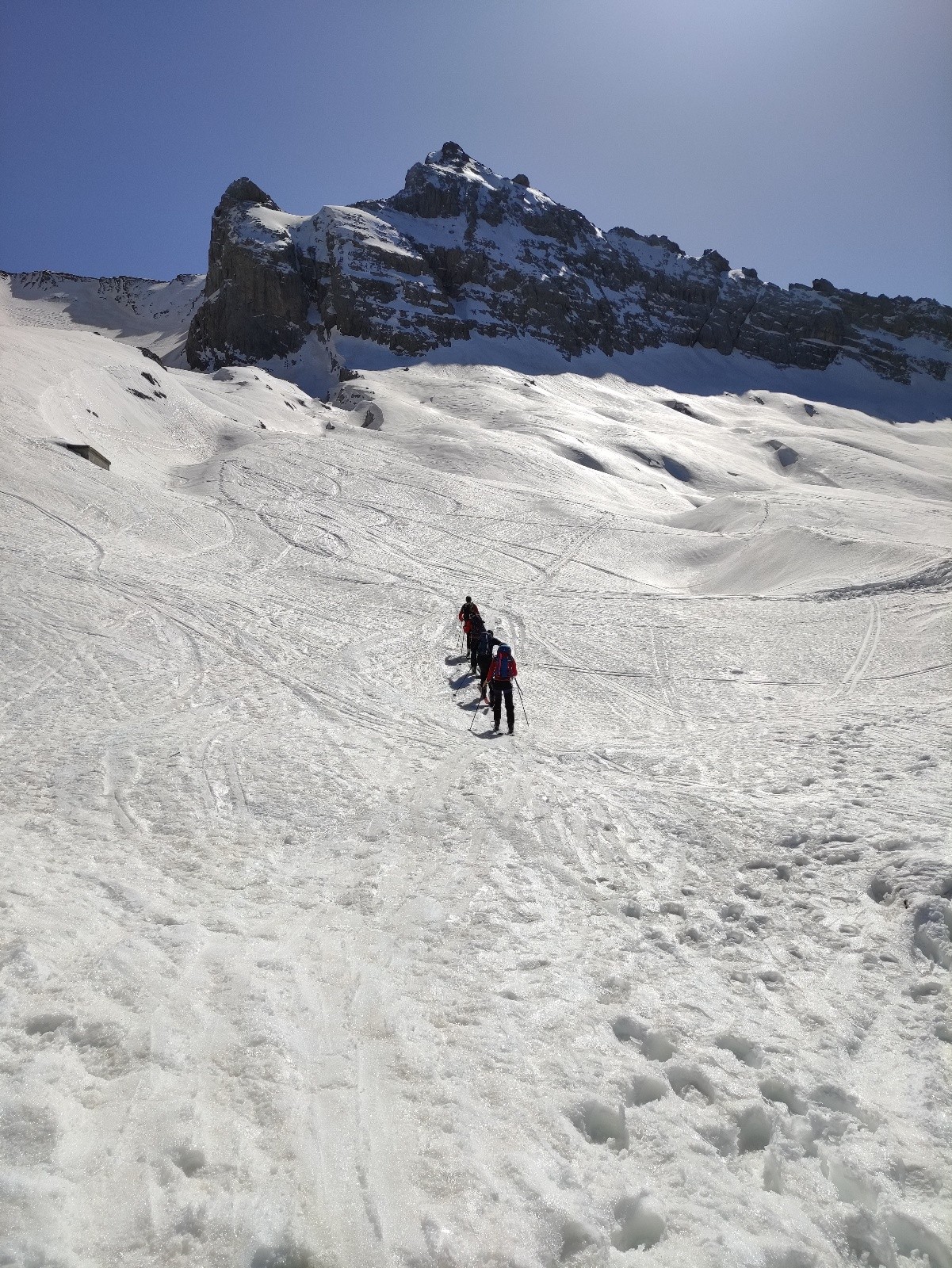 Le groupe des pompiers médecins haute savoie&nbsp; en direction de la&nbsp; pointe Chombas
