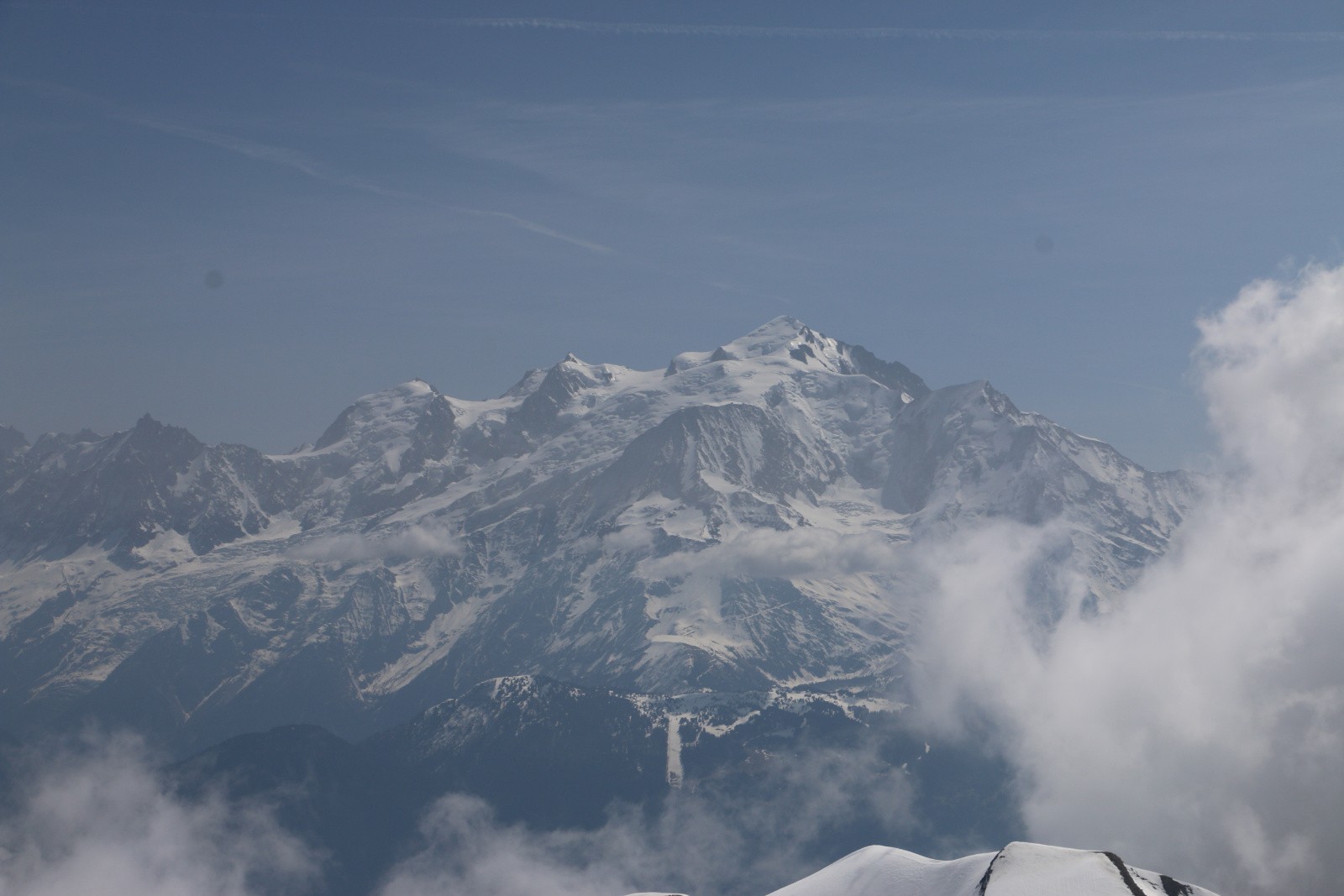 Mont Blanc, mais c'est assez brumeux