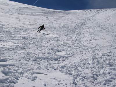 philou dans l'action : neige  bien froide et traffolée impec à skier