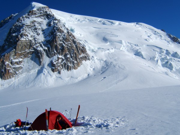 Bivouac au Col du Midi : A quelques hectomètres des Cosmiques