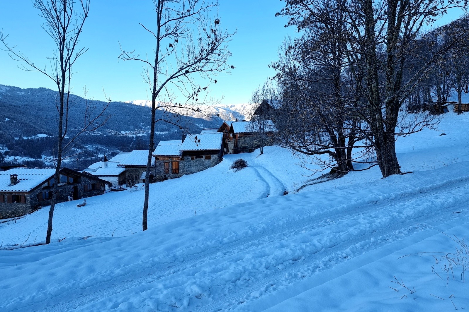 Le&nbsp;tranquille hameau des Champs&nbsp;