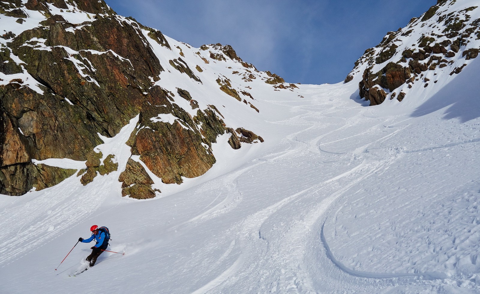 Did envoie dans le corridor d'accès...