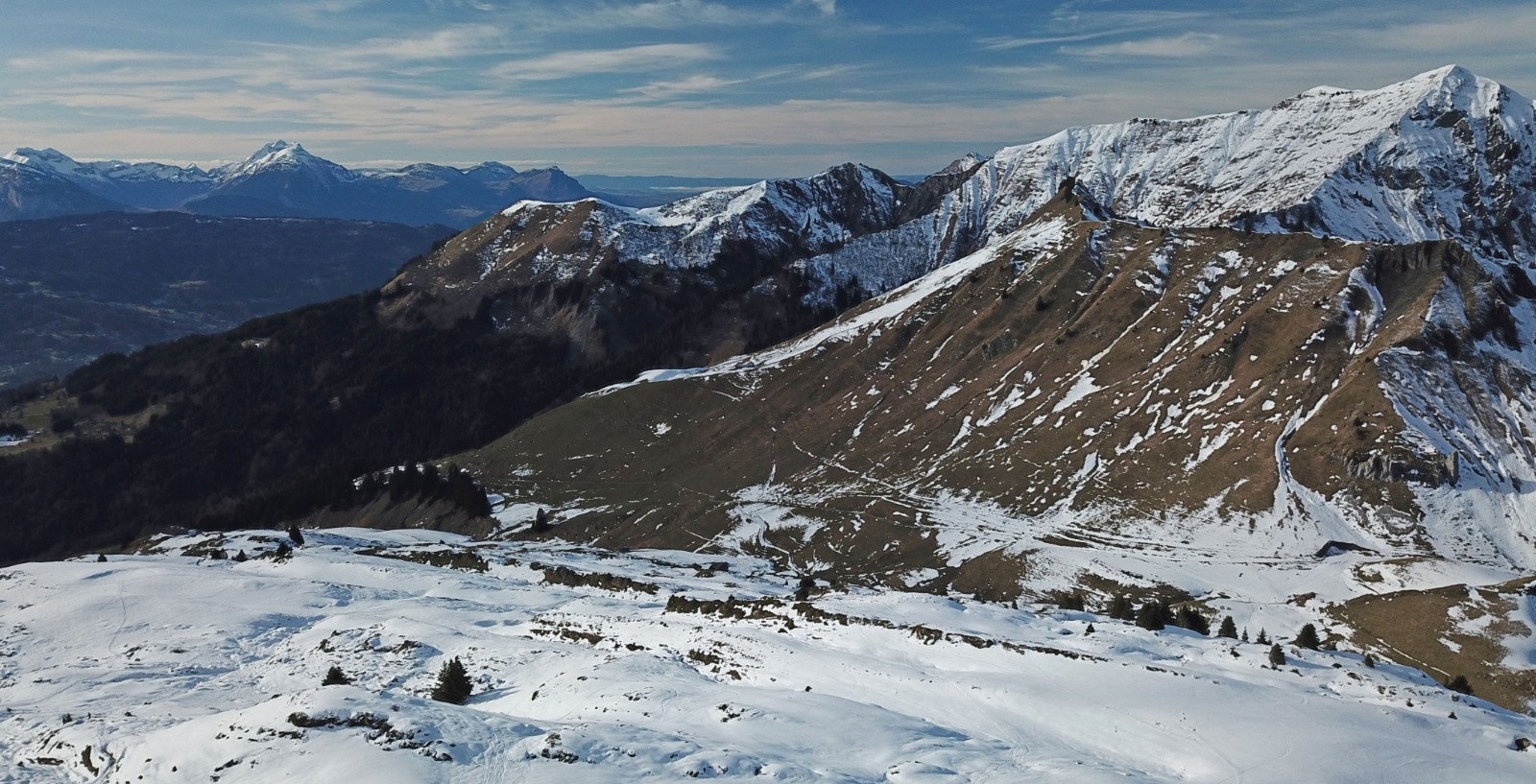  Pointe et col de la Golèse: (triste) état des lieux