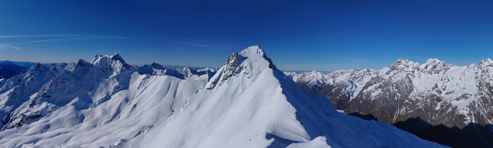 Aiguille de Morges depuis le Montagnon