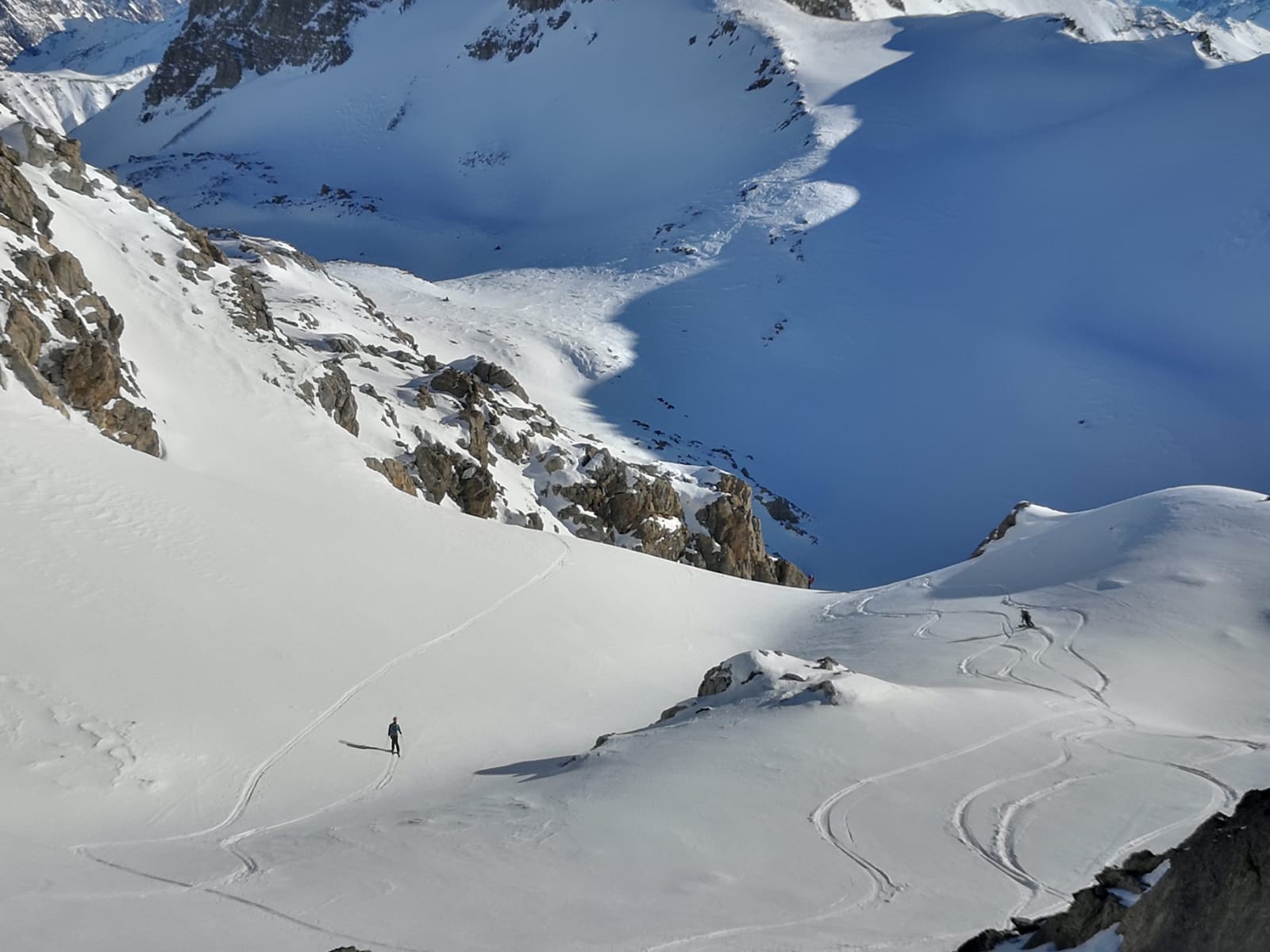 &nbsp;Sous le sommet