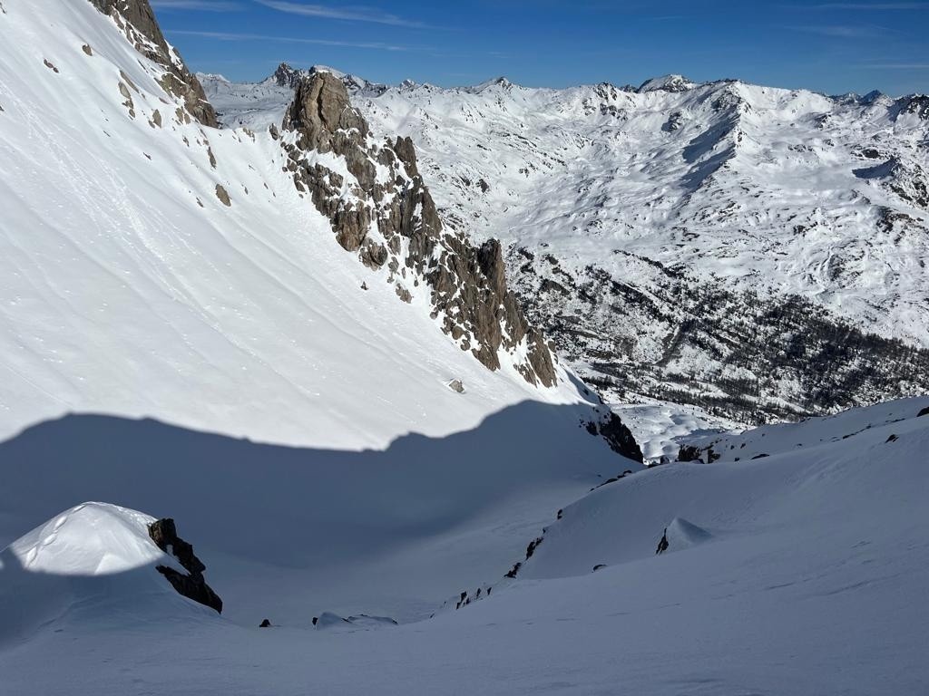 cirque qui rejoint la vallée de Névache