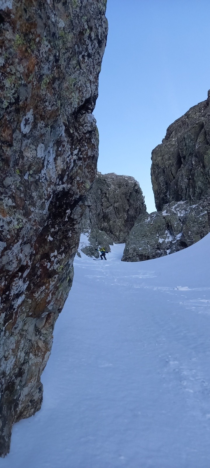 &nbsp;Pedro sort du virage