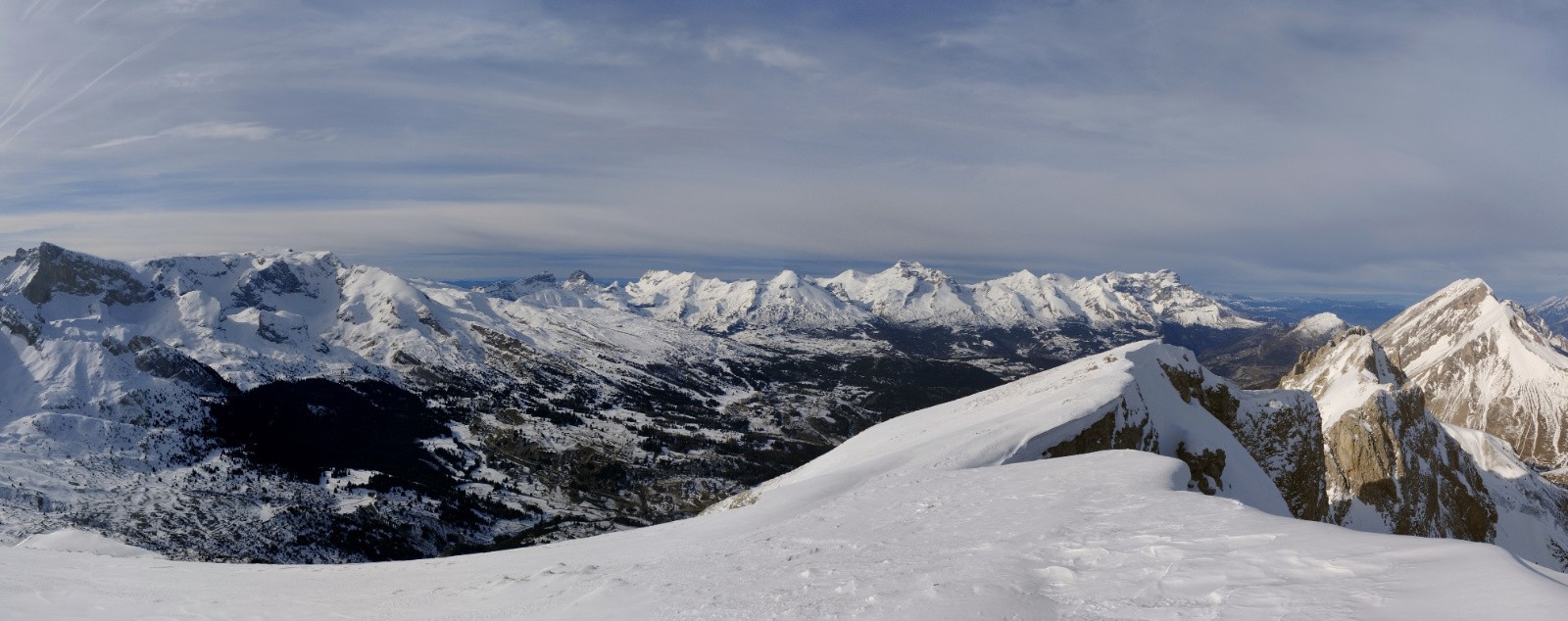 Dévoluy depuis le sommet de Raz de Bec&nbsp;