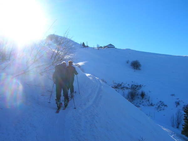 on monte : Montée sous le soleil
