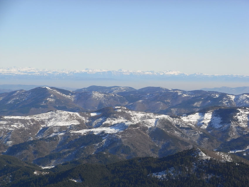 Les Alpes : L'ensemble du Mézenc est en balcon sur toutes las Alpes françaises