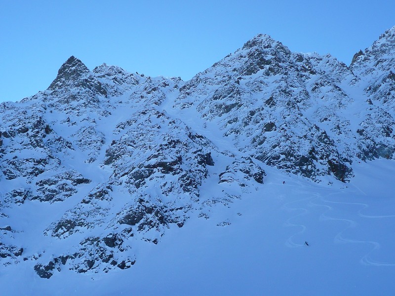 Pointe Charlet : Loïsyann et Cécile en termine avec le N de la Pointe Charlet.
