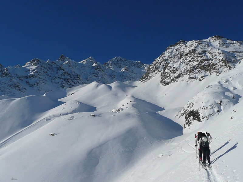 Pointe Charlet : La crête du Lauzas se rapproche.