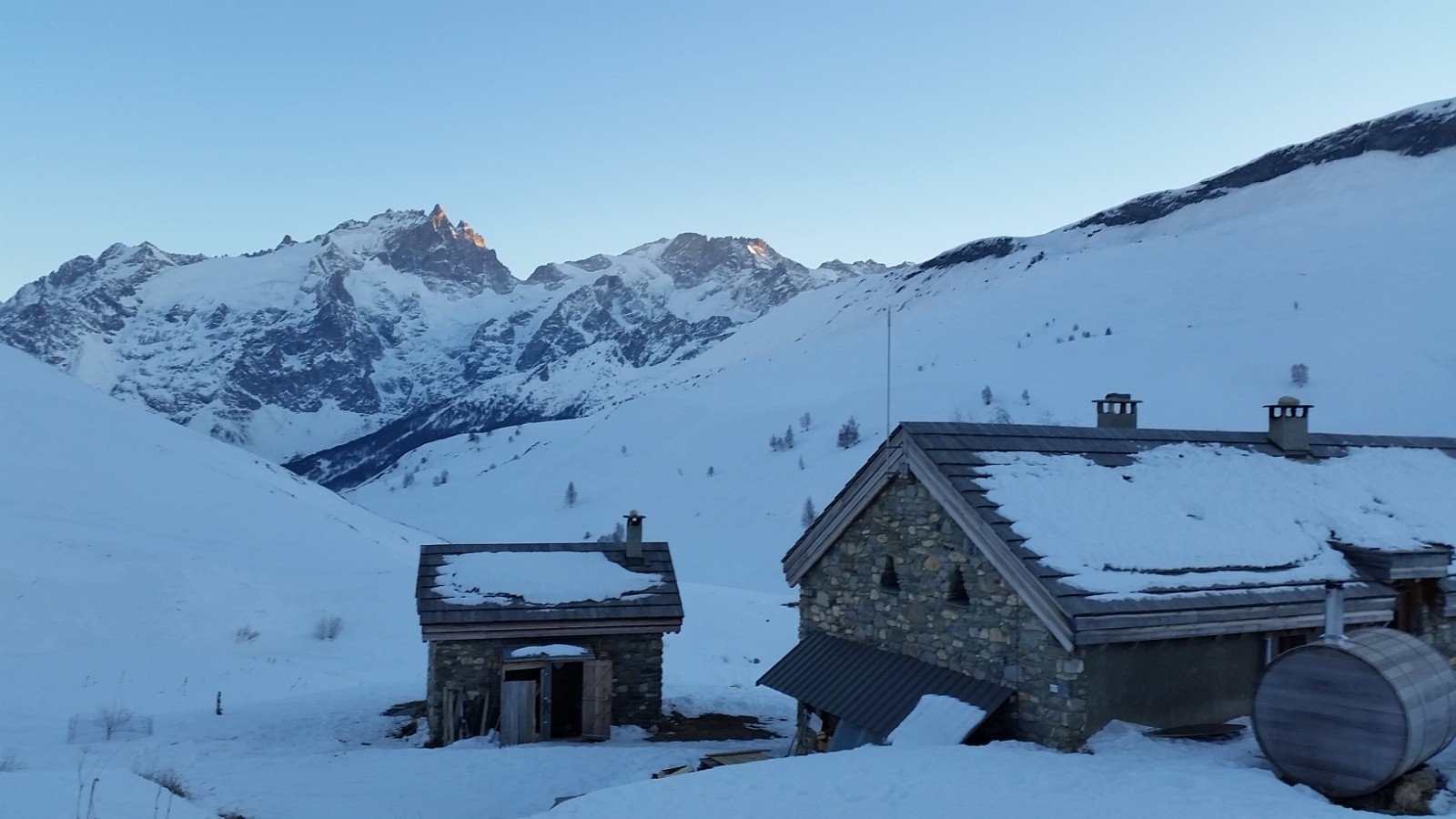 refuge Pic du Mas de la Grave 