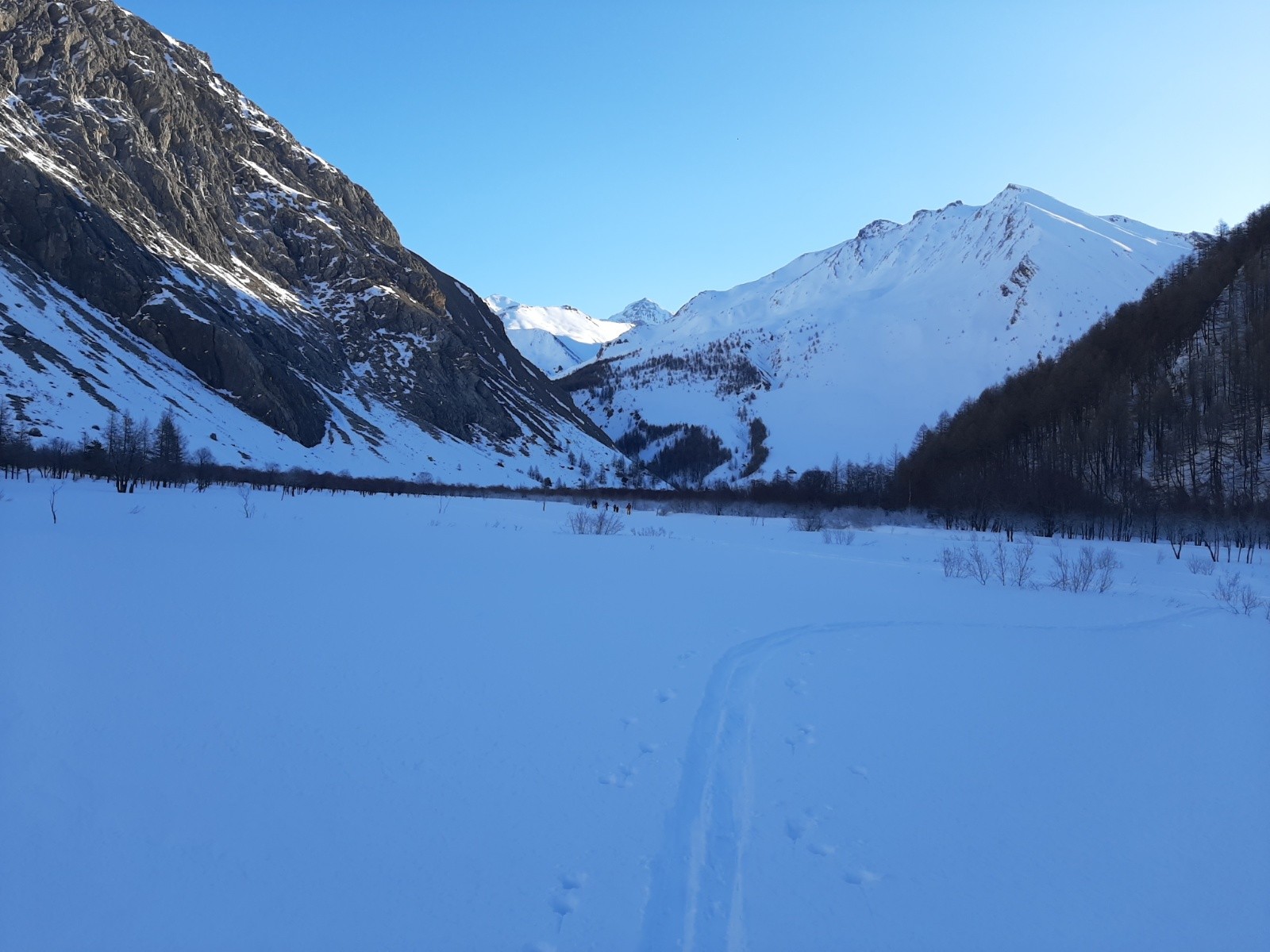 Un groupe parant à la pêche à&nbsp; Parouart