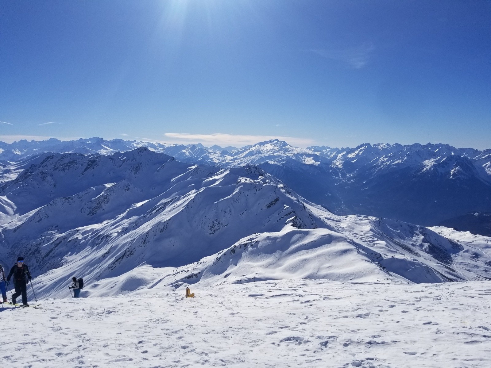Les 2 autres sommets pour une vue sur le parcours