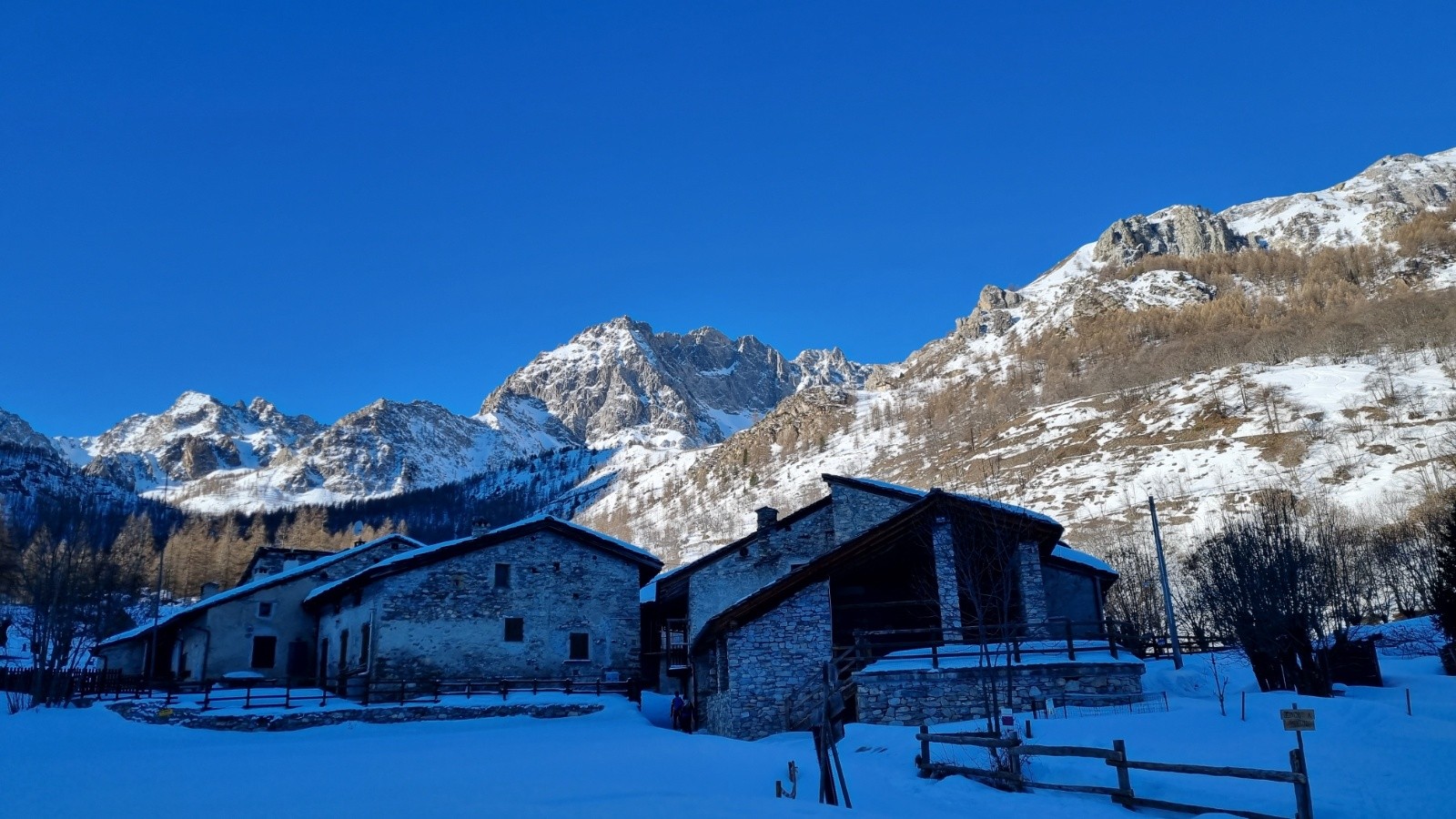 Val Maira Traversée Chialvetta Saretto par le colle d'Enchiausa , le 12