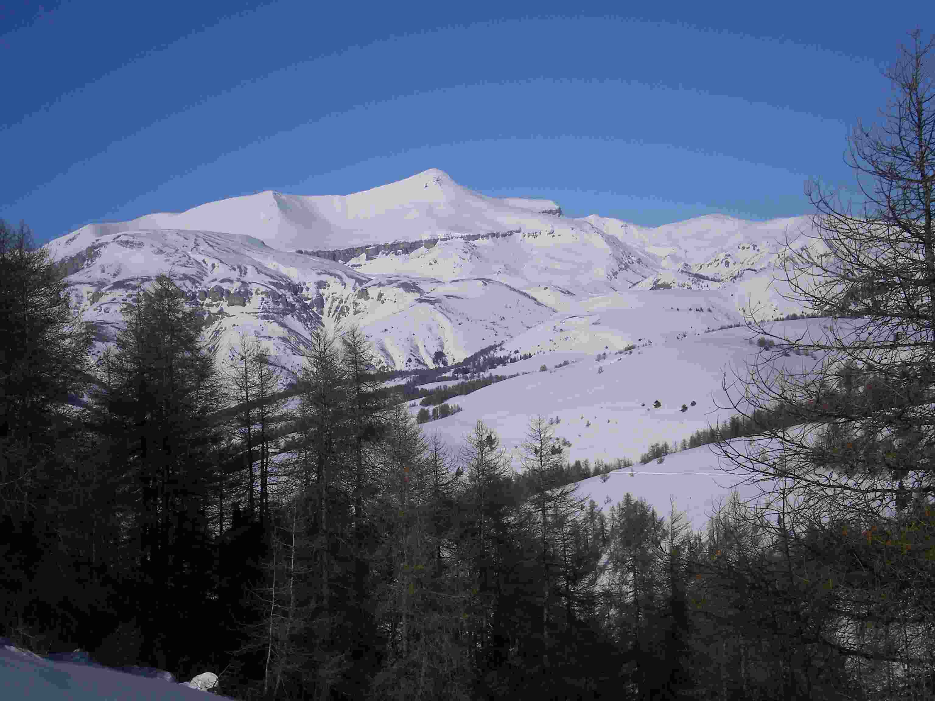 Mounier S : On a le temps de musarder à la montée et de repérer les prochaines sorties.