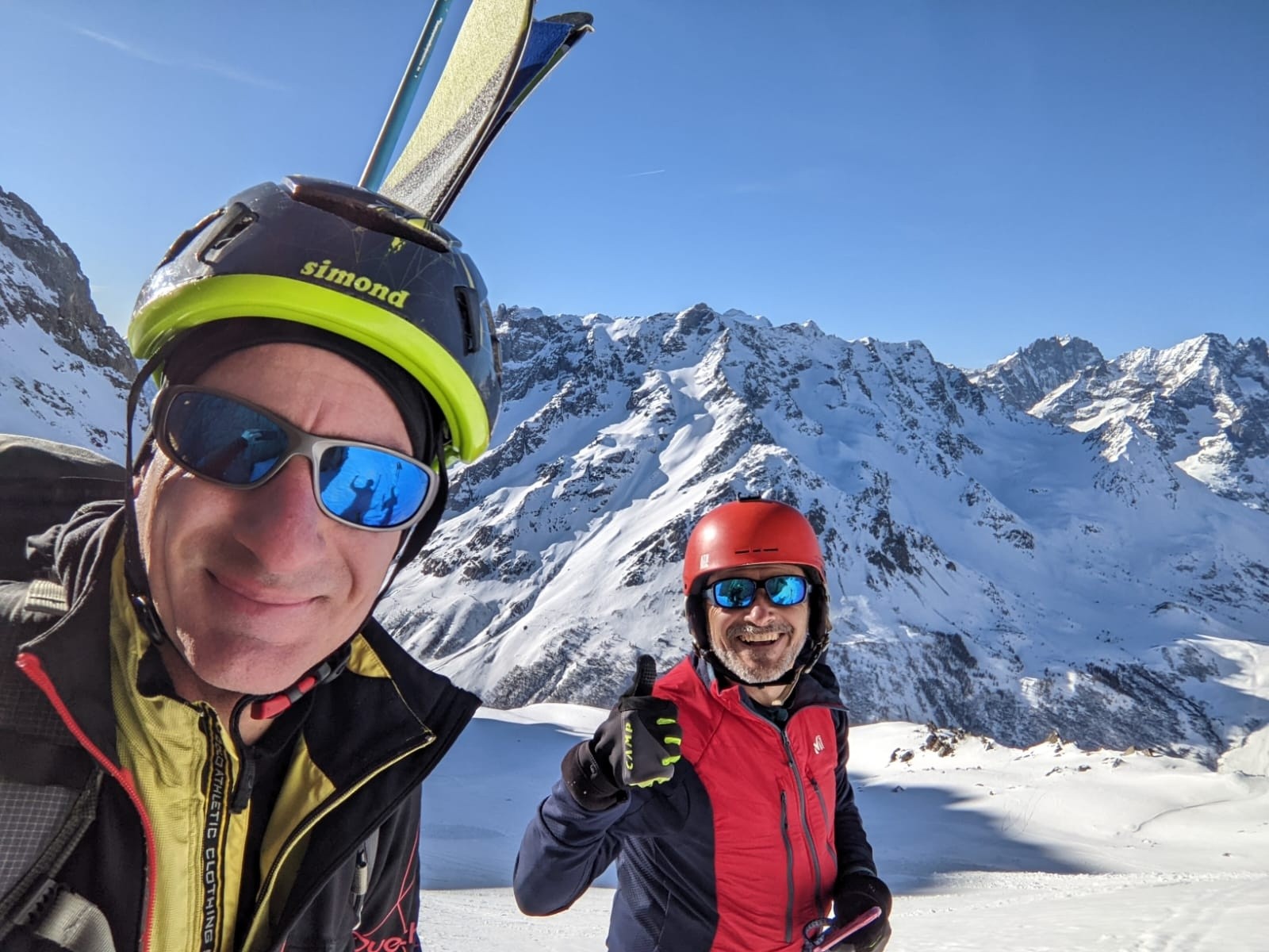 avant d'attaquer le couloir, l'équipe du jour sur fond des Combeynots