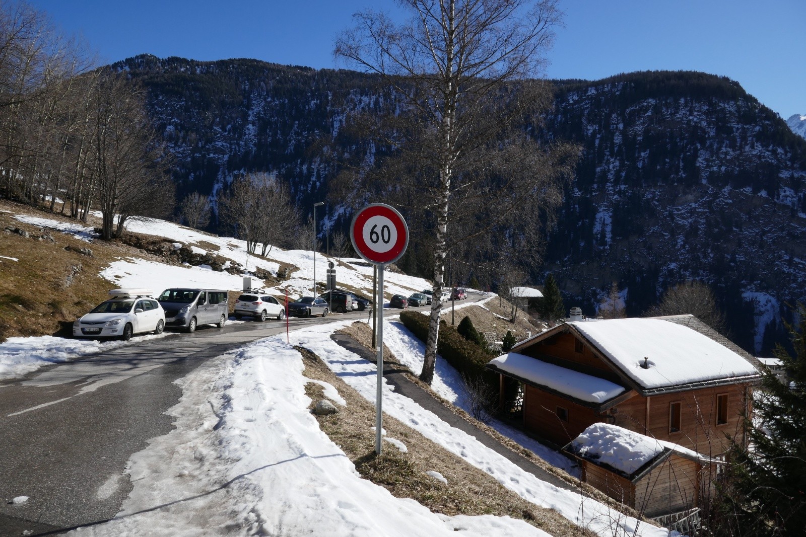 Et voilà le parking à 12h45.