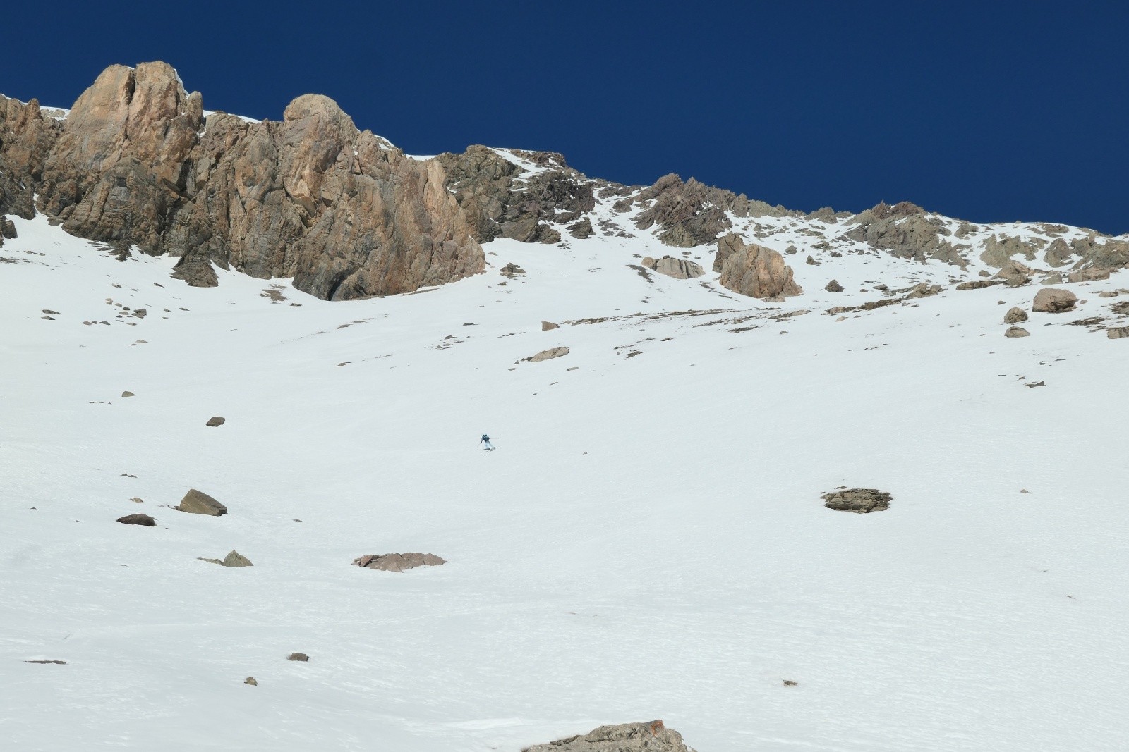 Moquette 5* dans les pentes sous le couloir&nbsp;