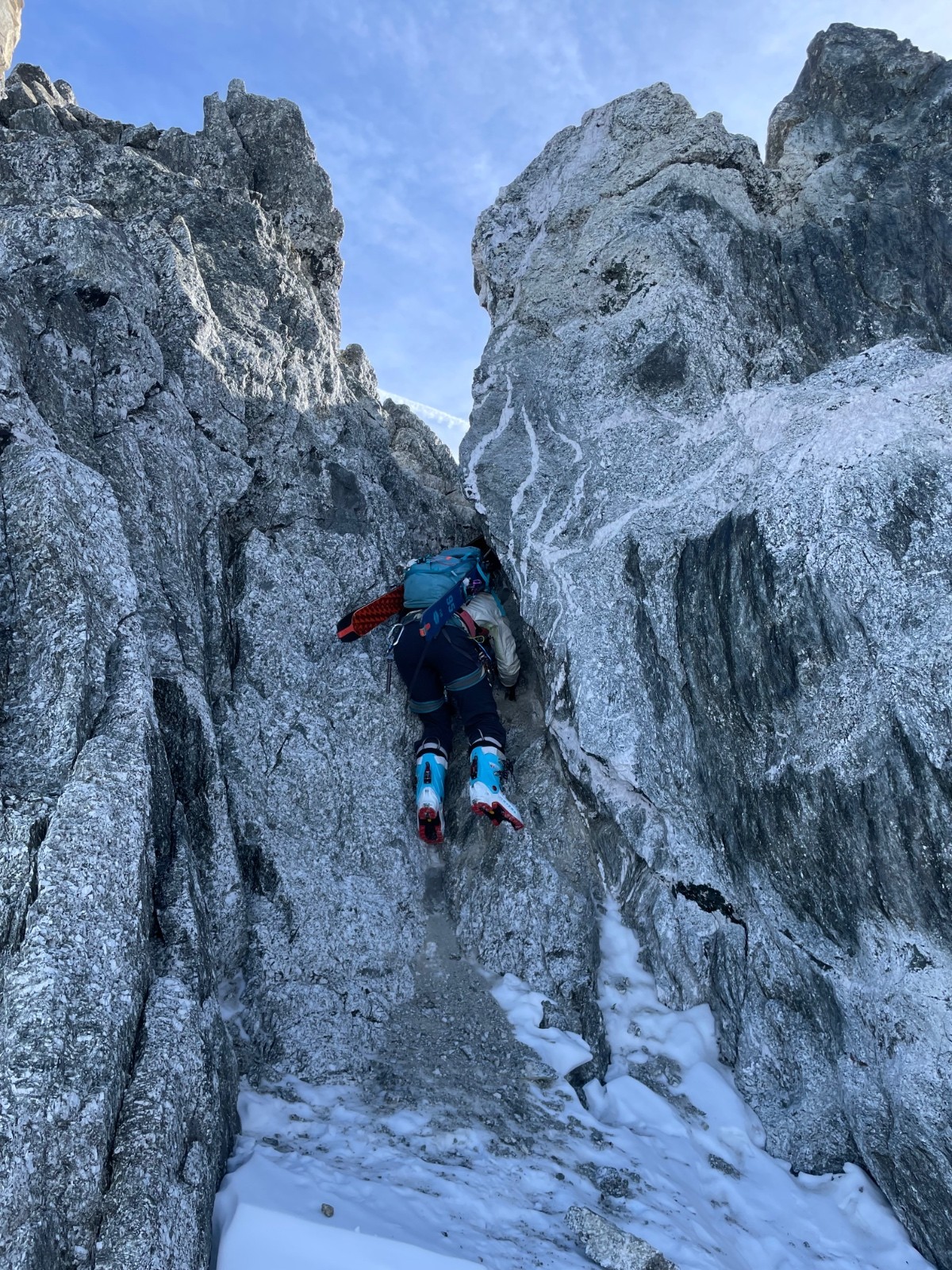 Petite désescalade à la fenêtre de Saleina pour atteindre le glacier&nbsp;