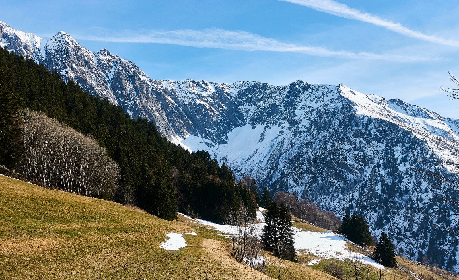 Le cirque glaciaire en conditions misérables pour le ski...
