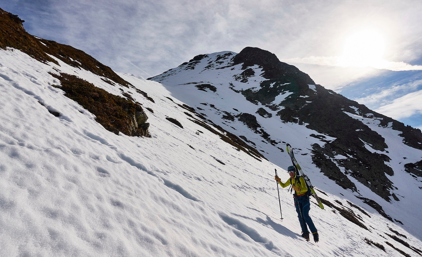 Le final NW se dévoile au-dessus du col...
