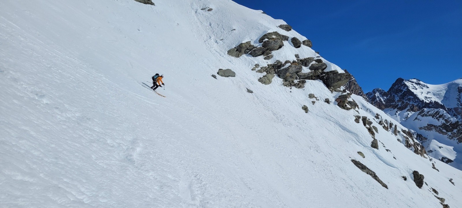 Descente sud du Col des Volnets - Marion en action!