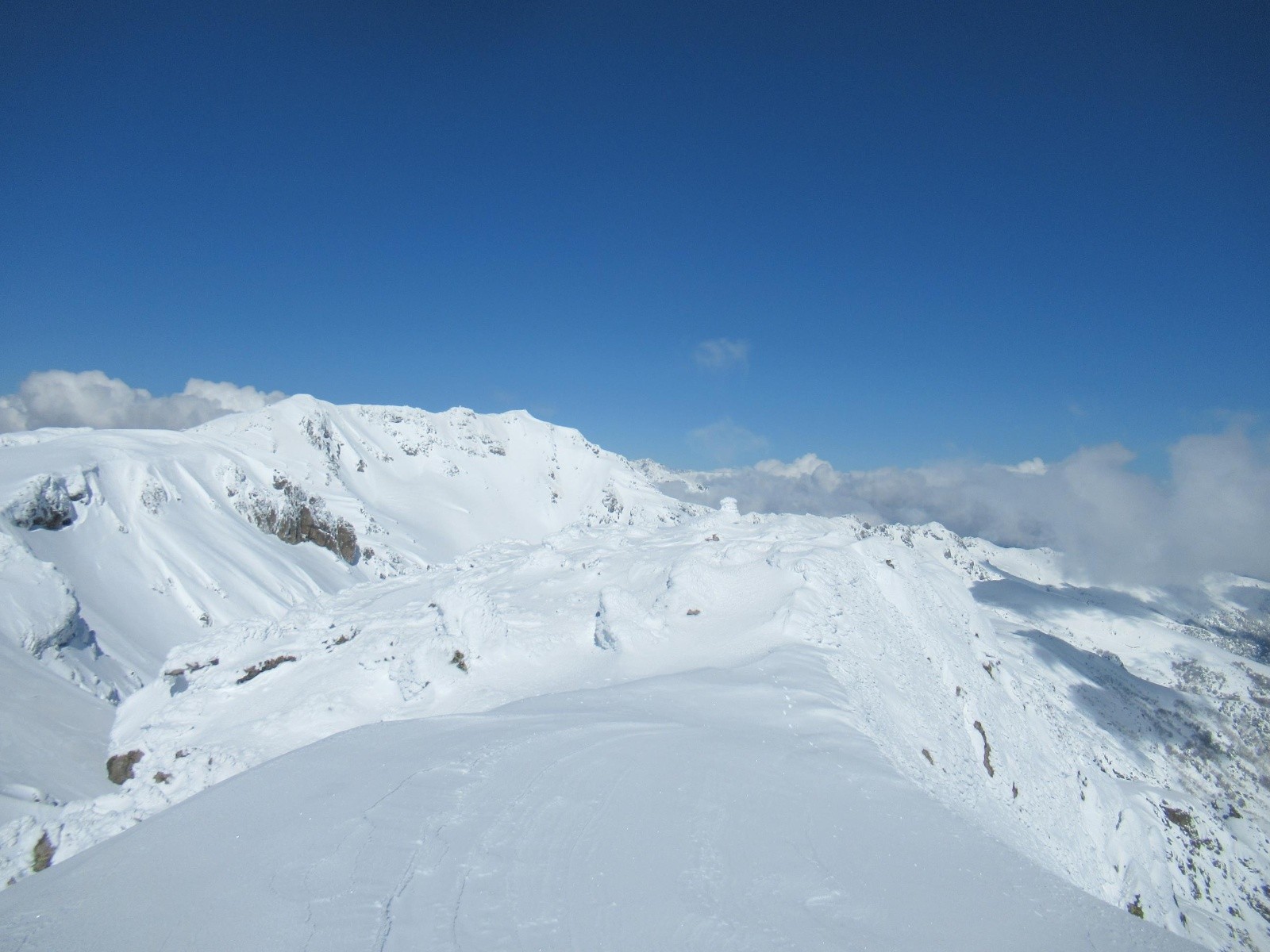 #3 Monte Renoso depuis le sommet du Monte Torto Monte Renoso depuis le sommet du Monte Torto
