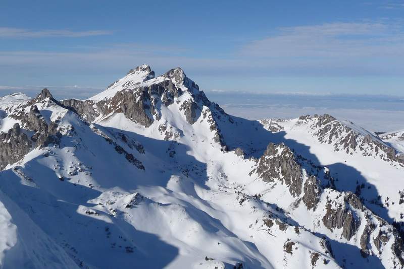 Château d'Oche : Château d'Oche depuis la Tête de Charousse