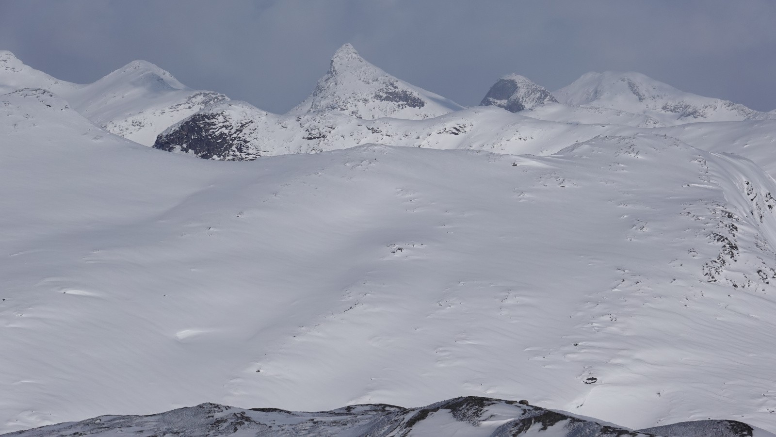 Panorama vers le NO et le secteur skié la veille